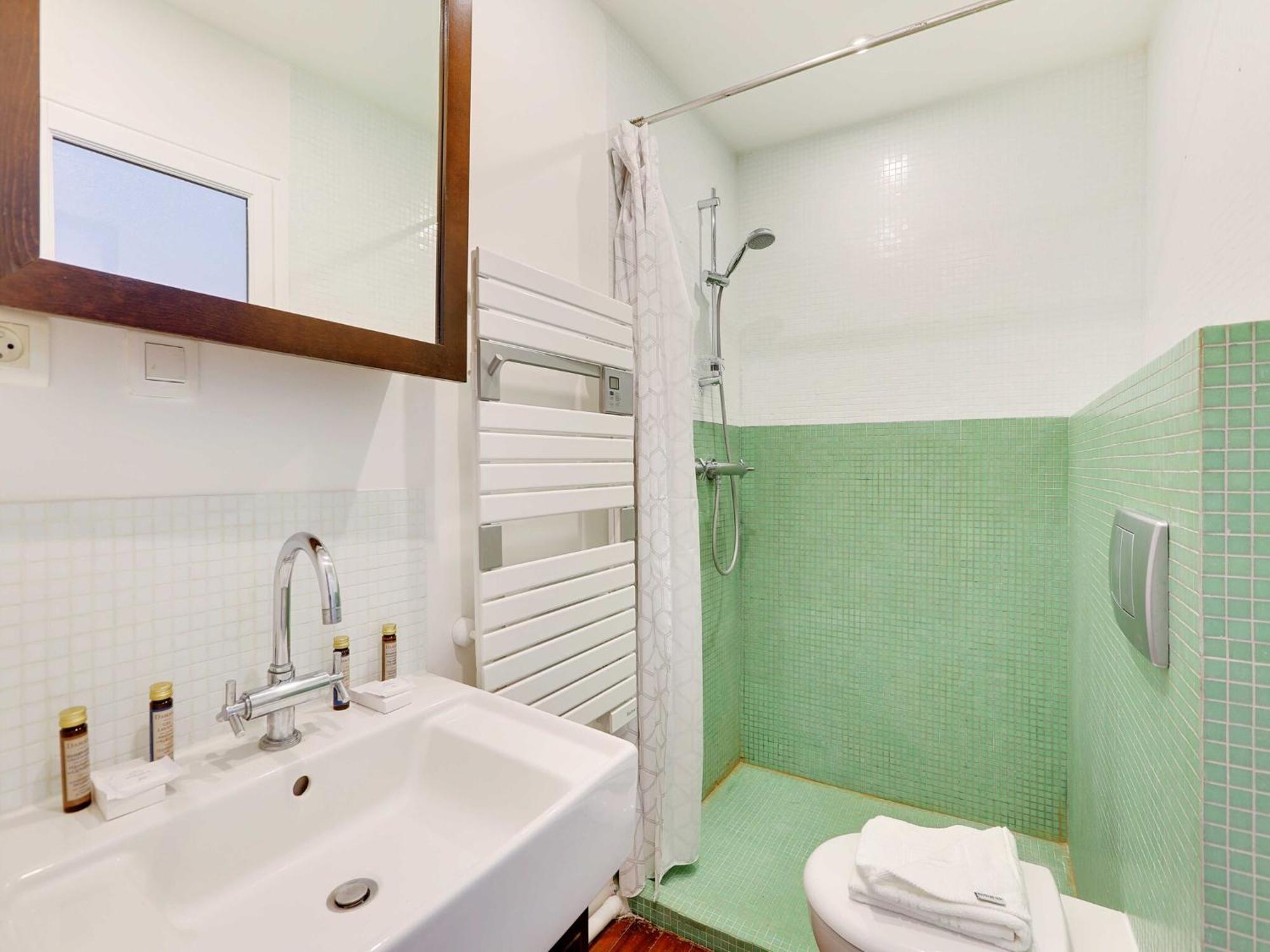 Peaceful - 1bd 4p - Palais Royal Louvre Parijs